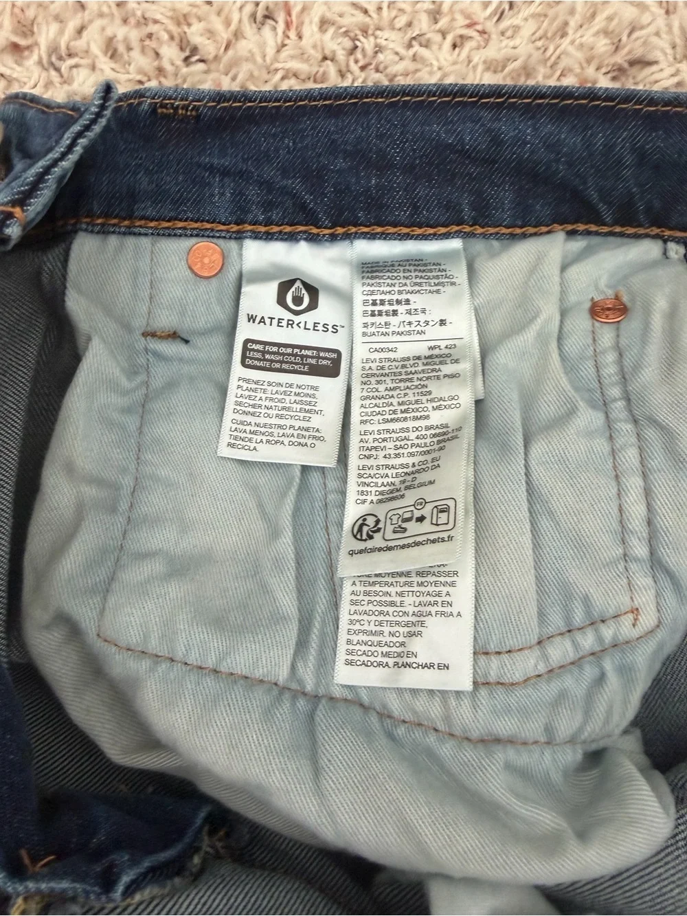 NWT Levi's 502 Taper Men's Dark Blue Straight Leg Jeans W33 L32
